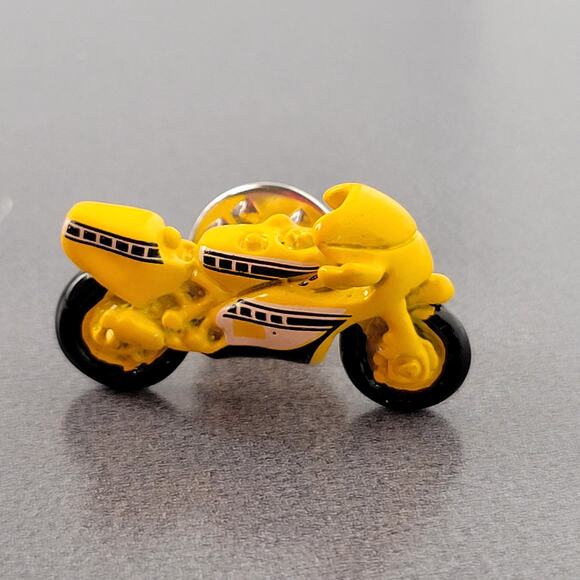 Yellow Motorcycle Lapel Tie Pin Metal 1.06" Racing Bike Collector Item Gift Box - Picture 5 of 11